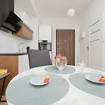Sarmacka 27 3-close To Medicover And Paley Warsaw