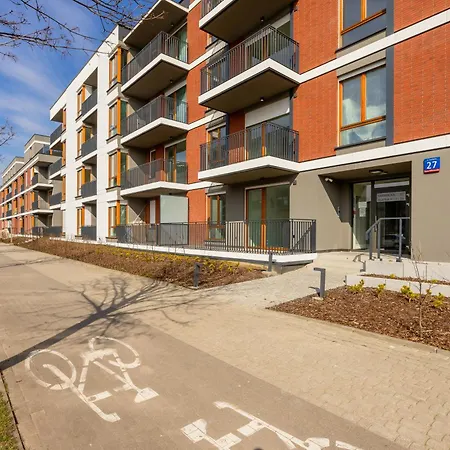 Sarmacka 27 3-close To Medicover And Paley شقة