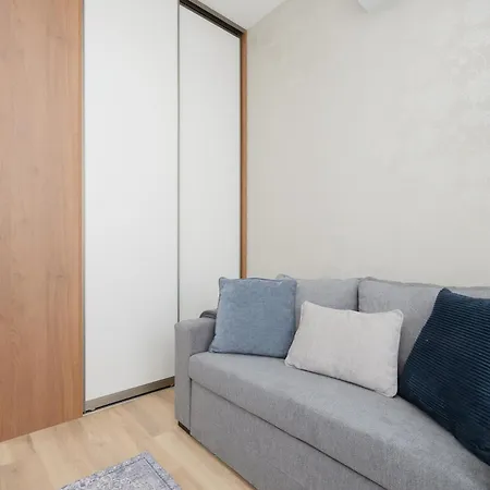 Apartament Sarmacka 27 3-close To Medicover And Paley