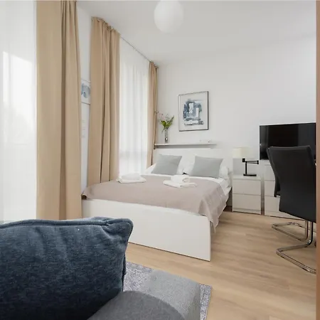 Апартаменты Sarmacka 27 3-close To Medicover And Paley