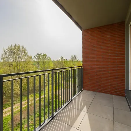 Appartement Sarmacka 27 3-close To Medicover And Paley Warschau